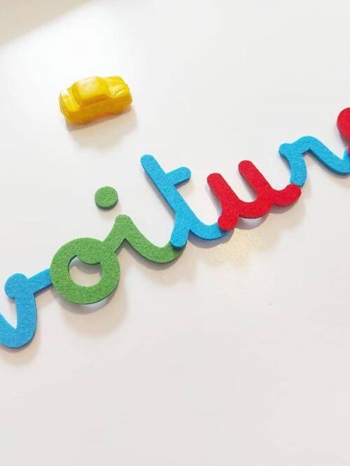 Lettres mobiles Montessori en feutrine Trésor de maman Lettres mobiles Montessori cursives, digrammes, Trésor de maman, lettres mobiles, jeux jouets montessori